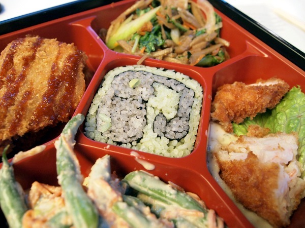 参加者のお弁当（700個）のうち、100個にはこのEvernoteロゴをあしらった太巻きが入っていた