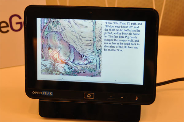 Intelの次世代Atomプロセッサ（Moorestown）搭載のタブレットのデモ。ホームネットワーク端末で、電子書籍ビューワアプリもインストールされていた